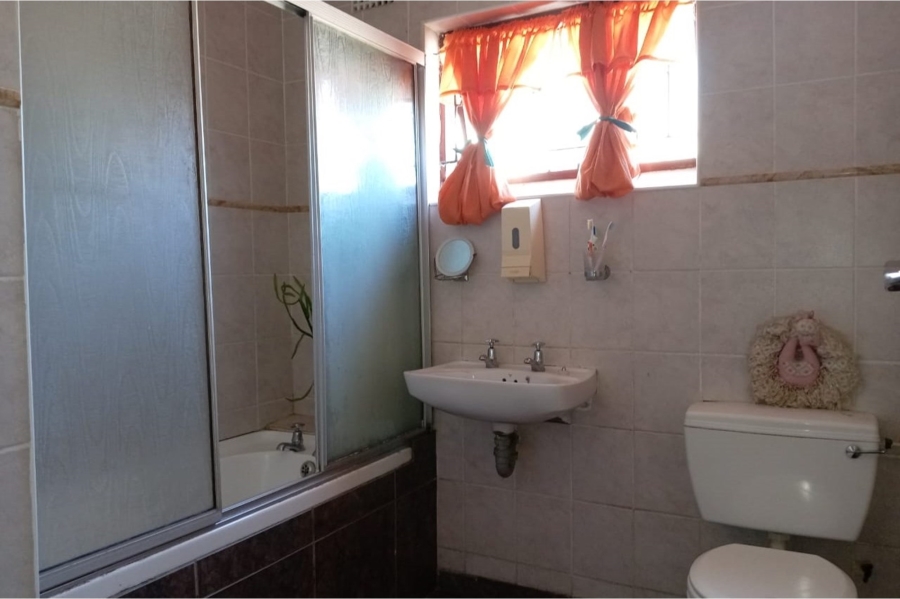 3 Bedroom Property for Sale in Gaylee Western Cape